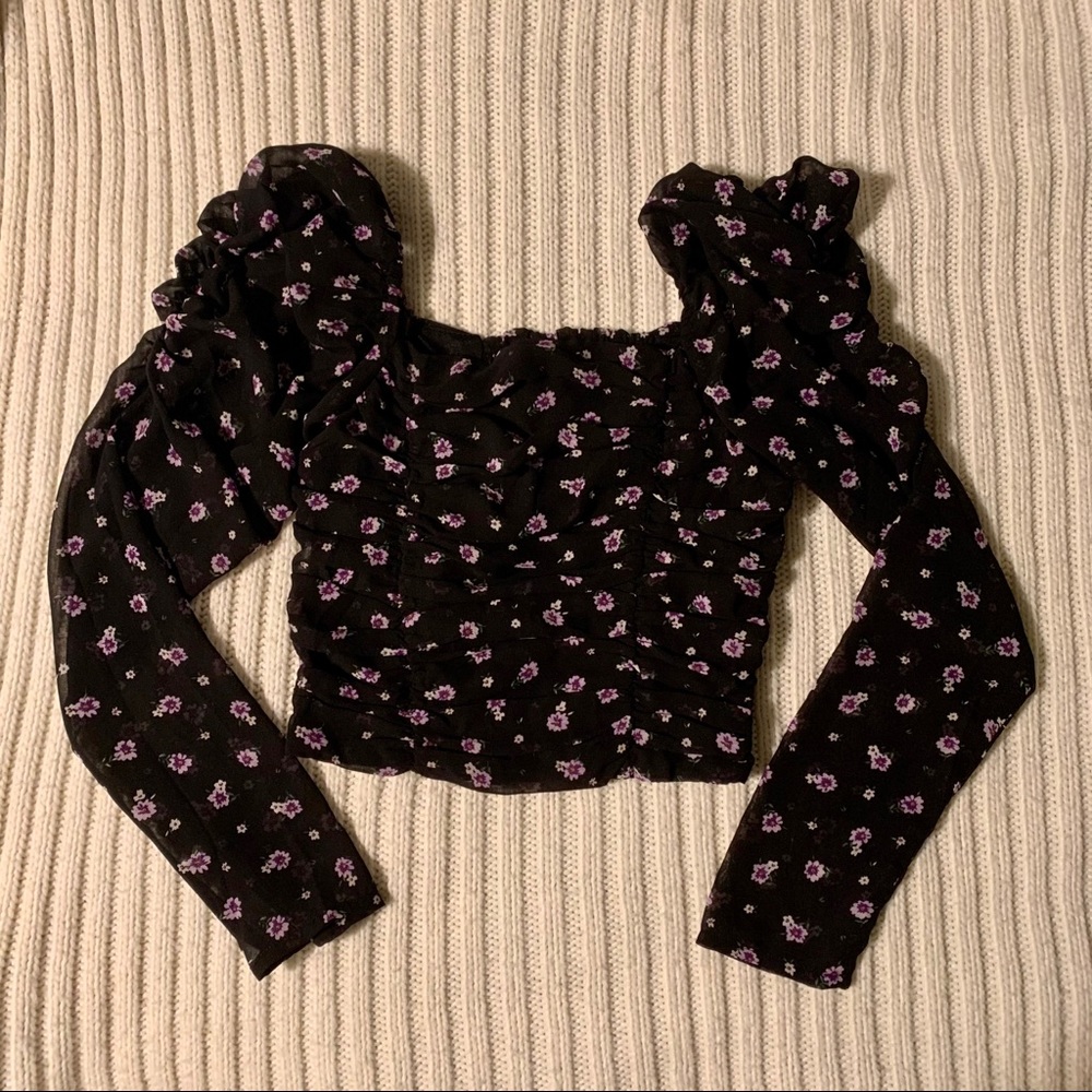 NWT The cutest H&M ruffle top